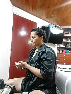 Snapshot of melissaDelicious chatting on March 22, 2025, 12:14 pm melissaDelicious online show from March 22, 2025, 12:14 pm