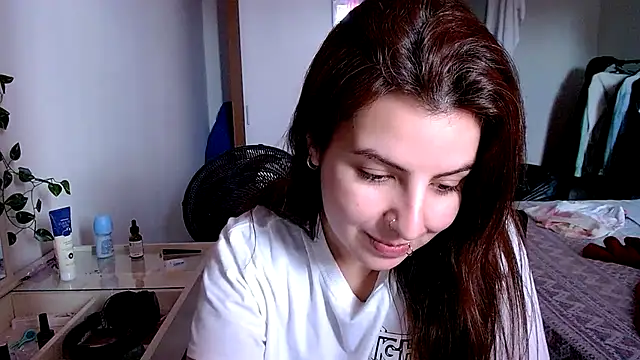 Snapshot of chelbyy chatting on October 7, 2025, 7:26 pm chelbyy online show from October 7, 2025, 7:26 pm