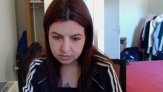Snapshot of chelbyy chatting on September 23, 2025, 12:56 pm chelbyy online show from September 23, 2025, 12:56 pm