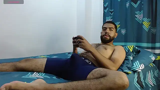 Snapshot of Aroon_Stonne chatting on February 20, 2025, 1:25 am Aroon Stonne online show from February 20, 2025, 1:25 am