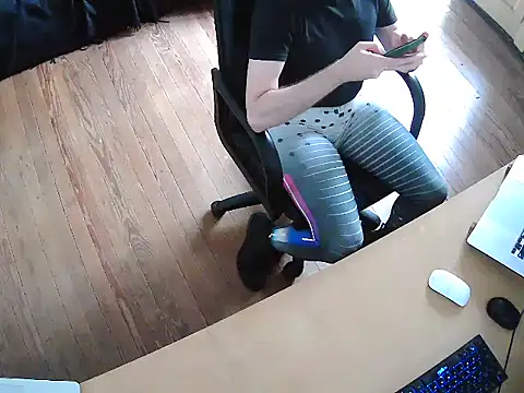 seoulsatxh online show from November 27, 2025, 7:36 pm