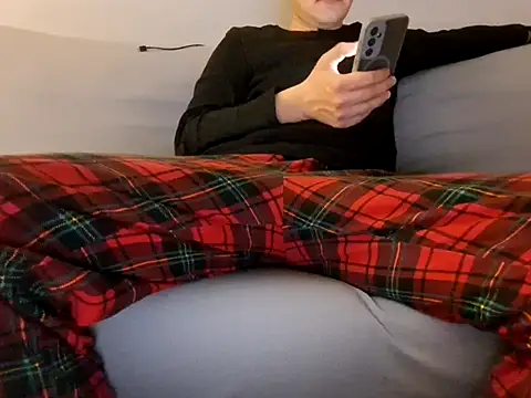 Snapshot of praqun2021 chatting on February 28, 2026, 9:03 pm praqun2021 online show from February 28, 2026, 9:03 pm