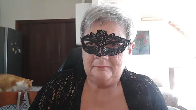 Snapshot of simona60 chatting on September 18, 2025, 1:14 pm simona60 online show from September 18, 2025, 1:14 pm