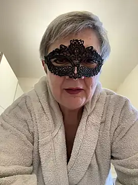 Snapshot of simona60 chatting on February 9, 2025, 8:21 am simona60 online show from February 9, 2025, 8:21 am