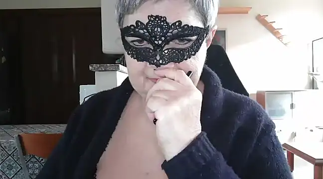 Snapshot of simona60 chatting on March 10, 2025, 2:26 pm simona60 online show from March 10, 2025, 2:26 pm