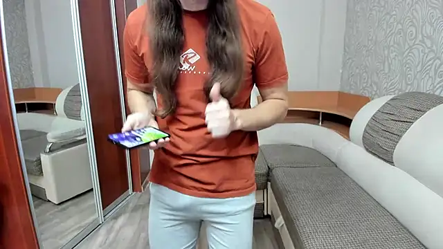 Snapshot of Marrymepls chatting on October 27, 2025, 1:28 am Marrymepls online show from October 27, 2025, 1:28 am