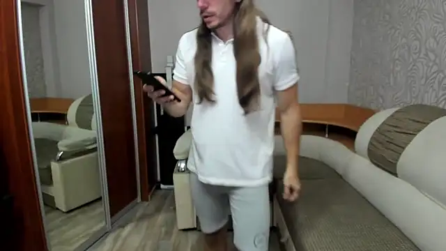 Snapshot of Marrymepls chatting on September 12, 2025, 4:40 pm Marrymepls online show from September 12, 2025, 4:40 pm