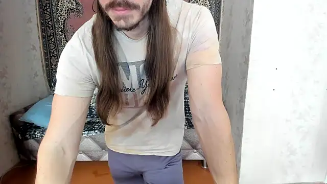 Snapshot of Marrymepls chatting on March 22, 2025, 8:08 am Marrymepls online show from March 22, 2025, 8:08 am