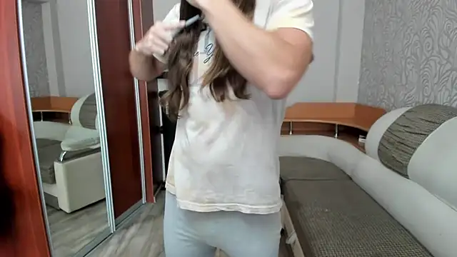 Snapshot of Marrymepls chatting on September 12, 2025, 4:34 am Marrymepls online show from September 12, 2025, 4:34 am