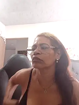 BustyMilf  online show from February 13, 2026, 2:17 pm