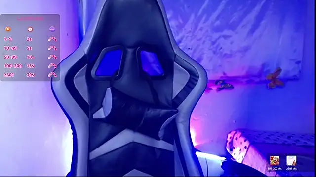 Snapshot of ninatiny chatting on March 3, 2026, 11:28 am ninatiny online show from March 3, 2026, 11:28 am