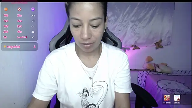 Snapshot of ninatiny chatting on February 16, 2026, 10:25 am ninatiny online show from February 16, 2026, 10:25 am