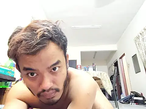 eizy2310 online show from December 7, 2024, 7:49 pm