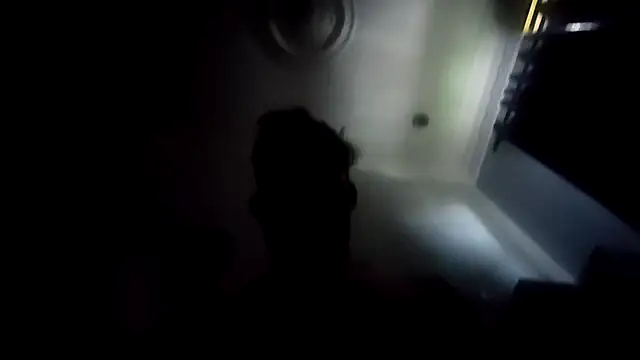 eizy2310 online show from November 1, 2025, 1:01 am