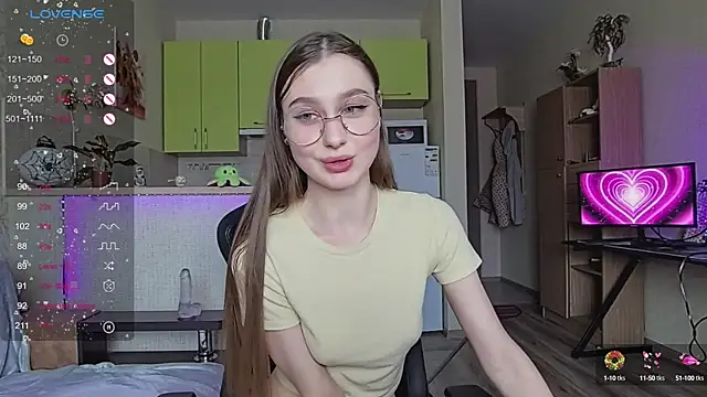 Snapshot of _Sweet_Lilit_ chatting on December 20, 2024, 11:00 am Sweet Lilit online show from December 20, 2024, 11:00 am