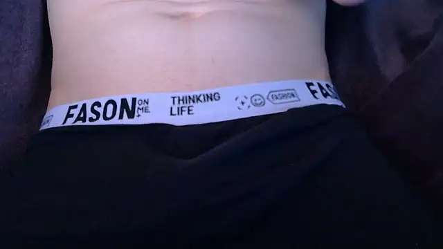 Nero19933 online show from April 7, 2026, 1:13 pm