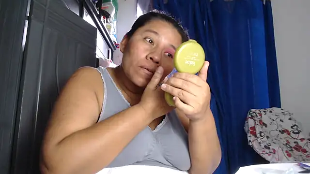 adrixxx38 online show from March 28, 2026, 10:44 pm