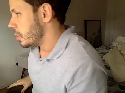 FelipeRiver online show from September 17, 2025, 1:57 pm