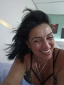 Snapshot of zullyxhot chatting on July 25, 2026, 2:19 am zullyxhot online show from July 25, 2026, 2:19 am