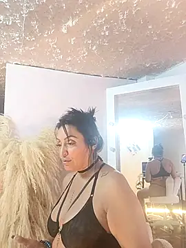 zullyxhot online show from November 7, 2025, 9:41 pm