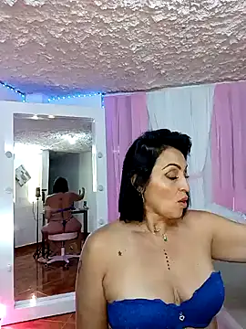 zullyxhot online show from January 10, 2026, 10:05 pm