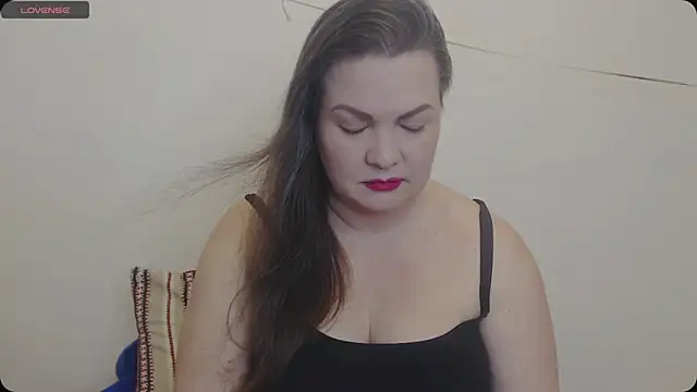 Snapshot of Lady_Adrianna chatting on April 24, 2026, 11:34 am Lady Adrianna online show from April 24, 2026, 11:34 am