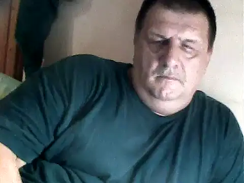 Snapshot of Vyrtous579 chatting on October 13, 2025, 3:24 pm Vyrtous579 online show from October 13, 2025, 3:24 pm