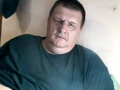 Snapshot of Vyrtous579 chatting on October 12, 2025, 3:35 pm Vyrtous579 online show from October 12, 2025, 3:35 pm