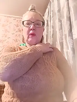 Snapshot of Cerd_Ayaz chatting on February 27, 2026, 1:39 am Cerd Ayaz online show from February 27, 2026, 1:39 am