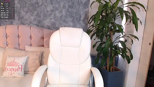 niko robin online show from March 6, 2025, 3:45 pm