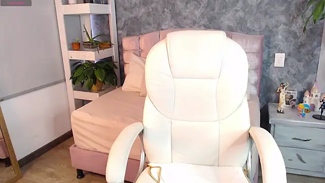 Snapshot of niko_robin chatting on November 29, 2025, 5:24 pm niko robin online show from November 29, 2025, 5:24 pm