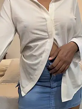 Snapshot of angelwavy chatting on November 29, 2025, 9:31 am angelwavy online show from November 29, 2025, 9:31 am