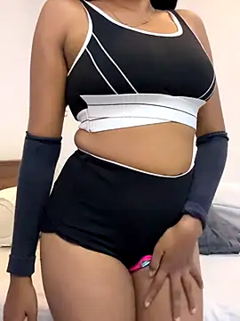 Snapshot of angelwavy chatting on October 20, 2025, 12:34 am angelwavy online show from October 20, 2025, 12:34 am