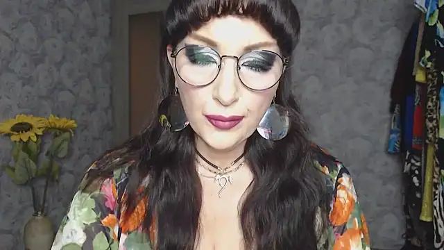 Aziza1 online show from September 8, 2025, 2:16 pm