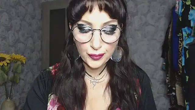 Aziza1 online show from September 16, 2025, 2:18 pm