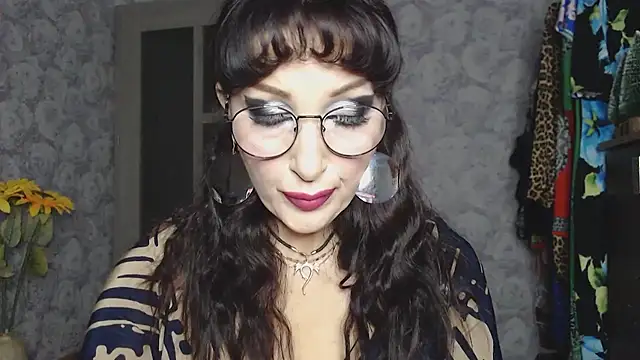 Aziza1 online show from October 8, 2025, 2:40 pm