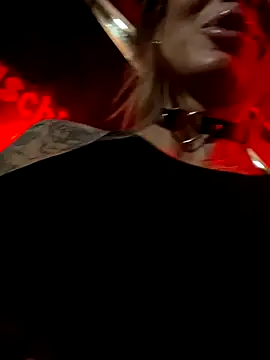 Etwas neugierig online show from November 13, 2025, 6:01 pm