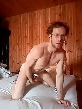 yatshen online show from February 8, 2026, 12:36 pm