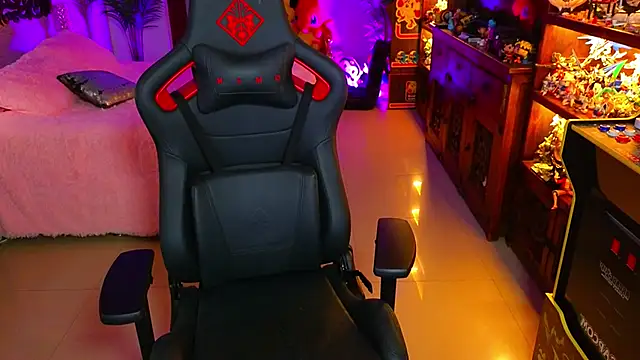 ambarEvans online show from January 29, 2025, 7:00 pm