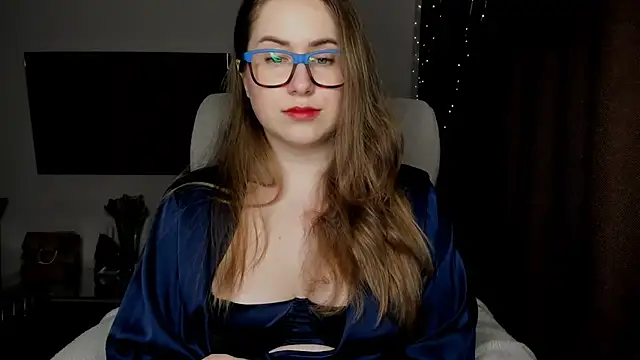 SeasonalSomeone online show from November 20, 2025, 4:40 pm