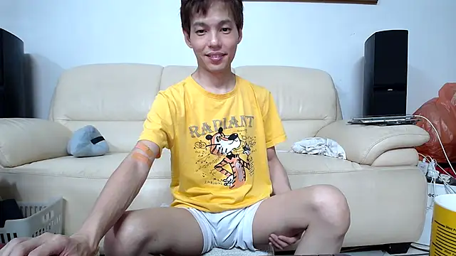 Snapshot of andrewooi chatting on July 26, 2026, 4:36 pm andrewooi online show from July 26, 2026, 4:36 pm