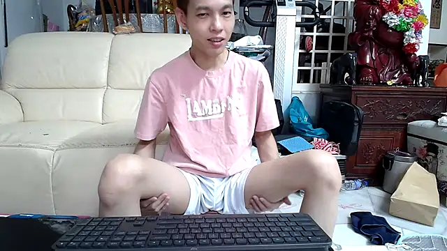 Snapshot of andrewooi chatting on January 5, 2025, 9:15 am andrewooi online show from January 5, 2025, 9:15 am