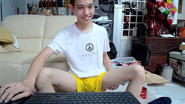 Snapshot of andrewooi chatting on January 9, 2025, 5:43 pm andrewooi online show from January 9, 2025, 5:43 pm
