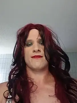 Snapshot of MaddyC6992 chatting on July 2, 2026, 4:18 am MaddyC6992 online show from July 2, 2026, 4:18 am