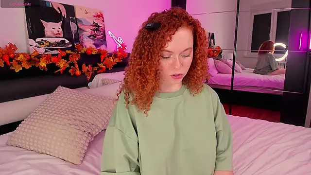 YammyPie online show from November 1, 2025, 4:12 pm