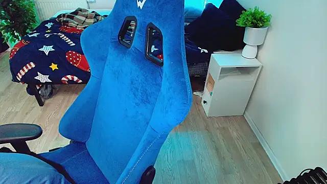 Snapshot of CranberryHot chatting on February 20, 2026, 6:48 am CranberryHot online show from February 20, 2026, 6:48 am