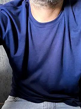 Leo Big online show from April 6, 2026, 4:30 pm