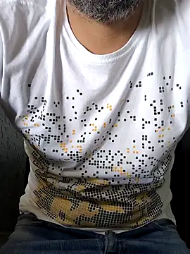 Leo Big online show from December 18, 2025, 4:33 pm