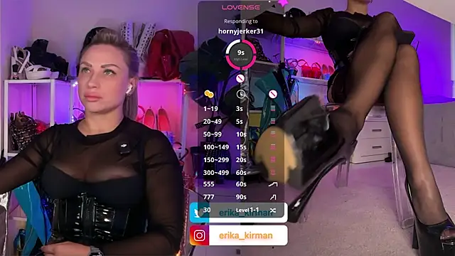 Snapshot of Erika_Kirman chatting on November 4, 2025, 1:04 pm Erika Kirman online show from November 4, 2025, 1:04 pm