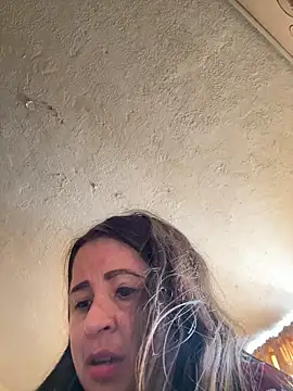 Snapshot of latinfemale chatting on January 31, 2026, 7:12 pm latinfemale online show from January 31, 2026, 7:12 pm